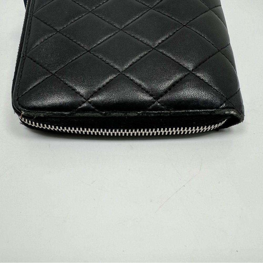 CHANEL Classic Zip Around Wallet Black Quilted lamb skin - Picture 3 of 15